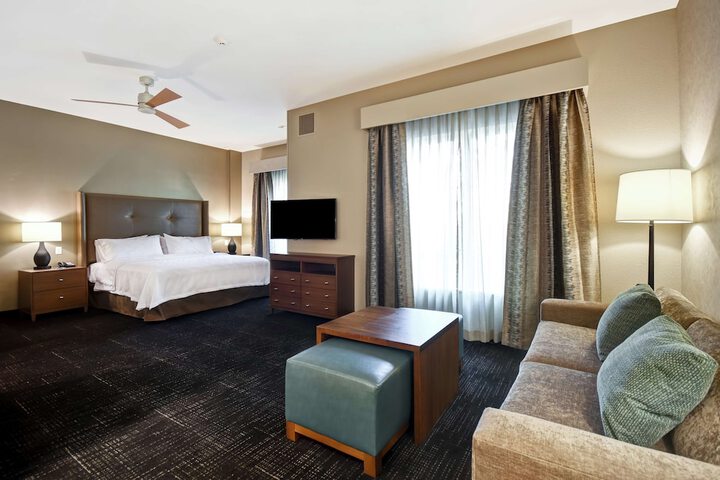 Room 62 of 85