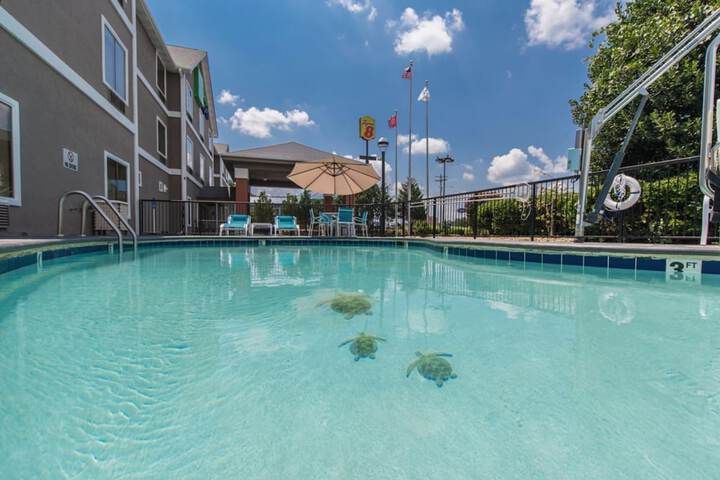 Pool 5 of 32