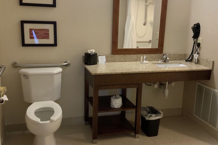 Room 7 of 31