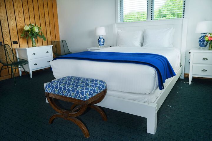 Room 8 of 52