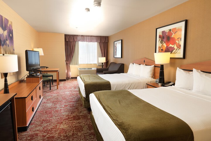 Room 13 of 22
