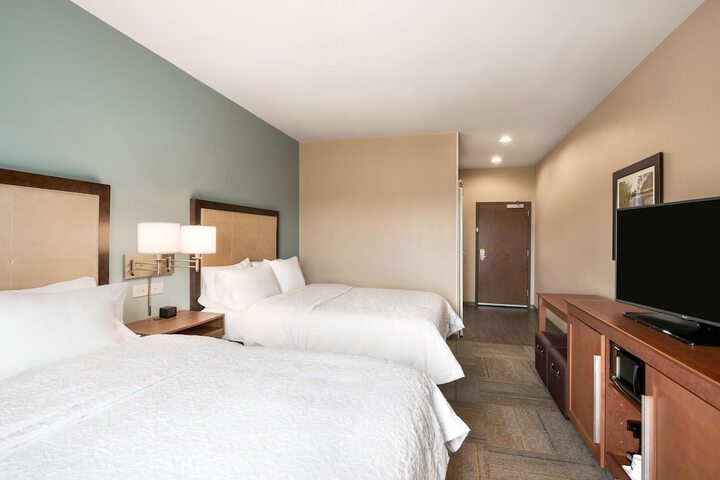 Room 20 of 32