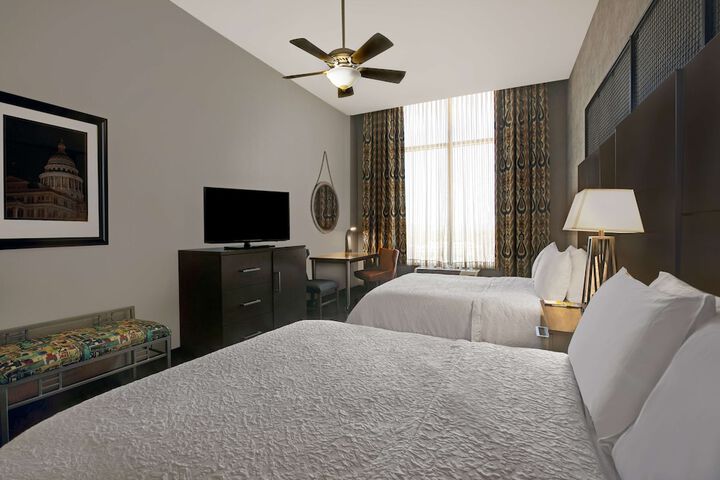 Room 40 of 60