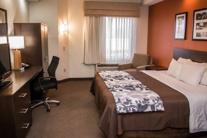 Room 17 of 29