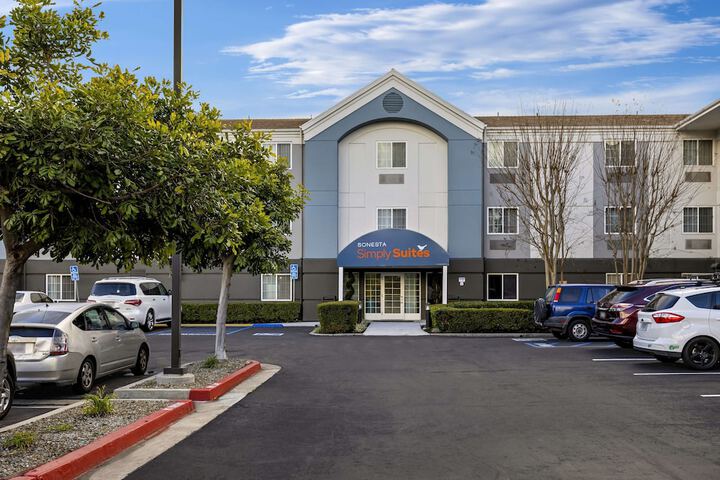 Sonesta Simply Suites Irvine East Foothill