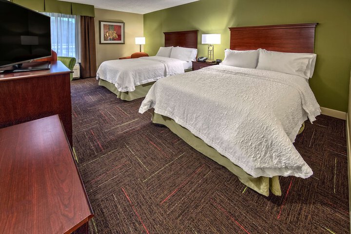 Room 10 of 20
