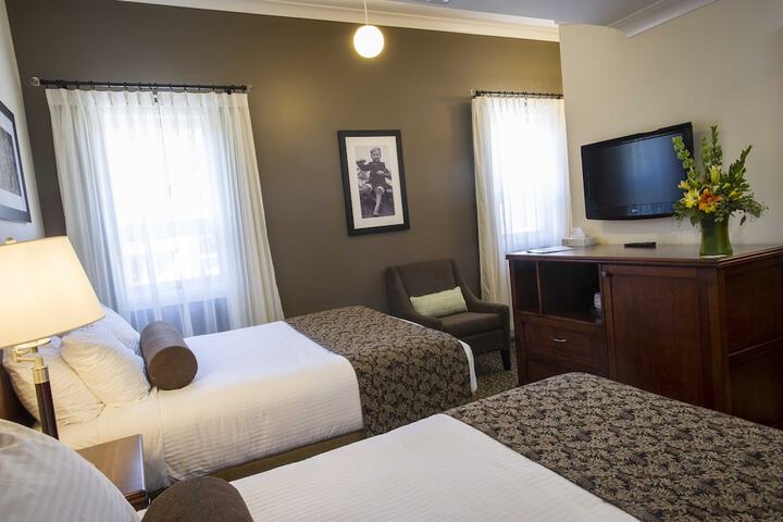 Hume Hotel & Spa