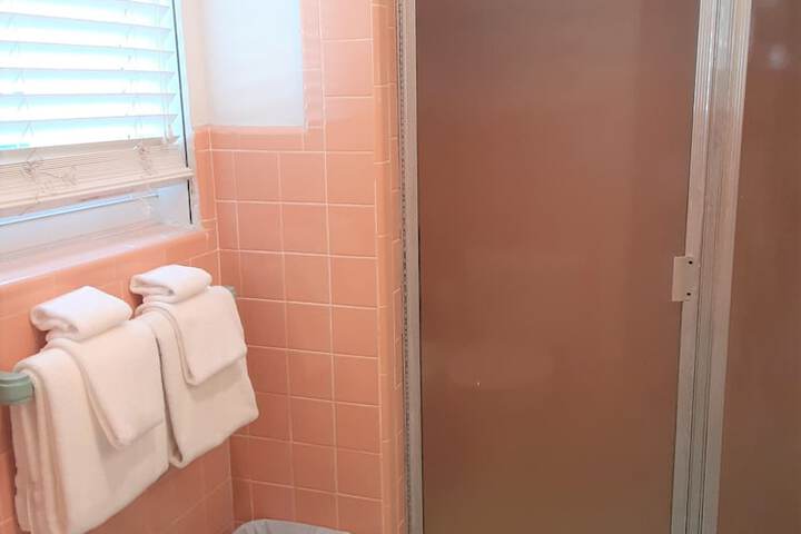 Room 59 of 177
