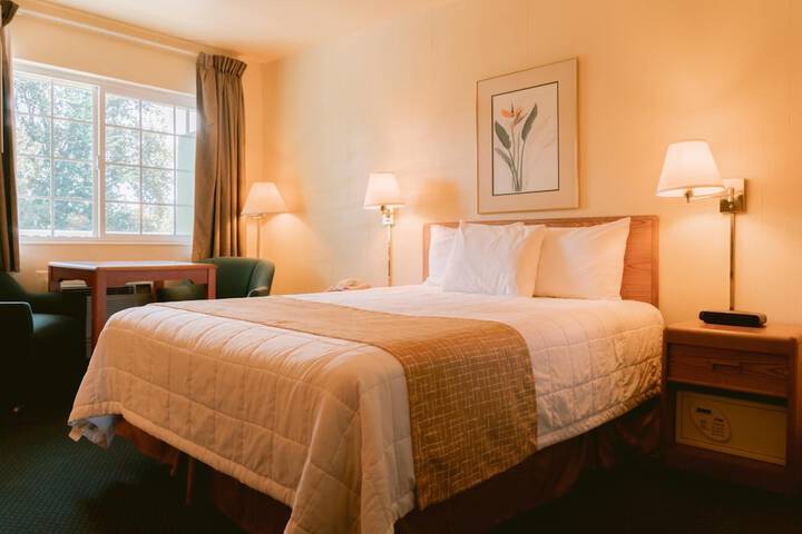 Room 42 of 60