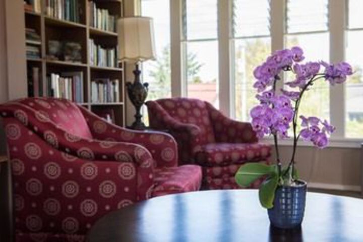 Oak Bay Guest House Bed & Breakfast