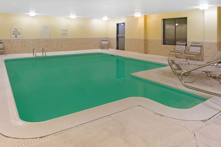 Pool 6 of 42