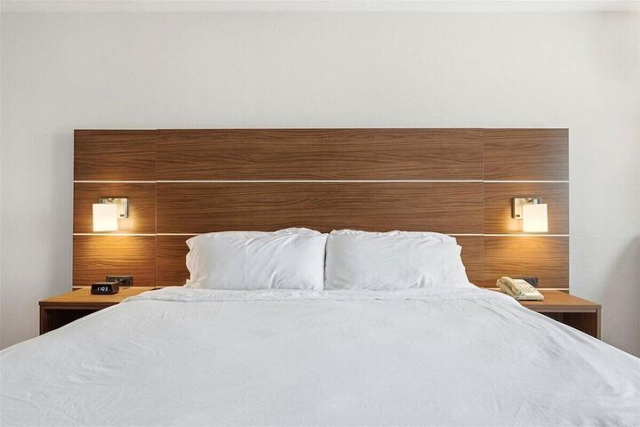 Holiday Inn Express & Suites Bethlehem Arpt-Allentown Area