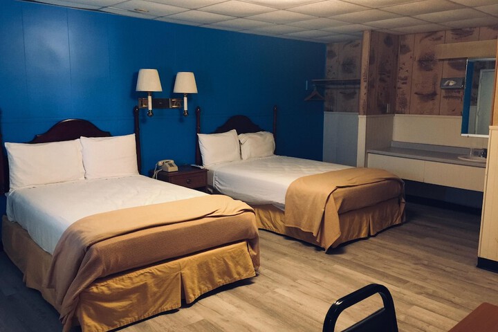 Room 3 of 19