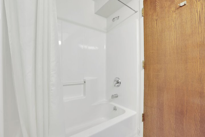 Room 15 of 21