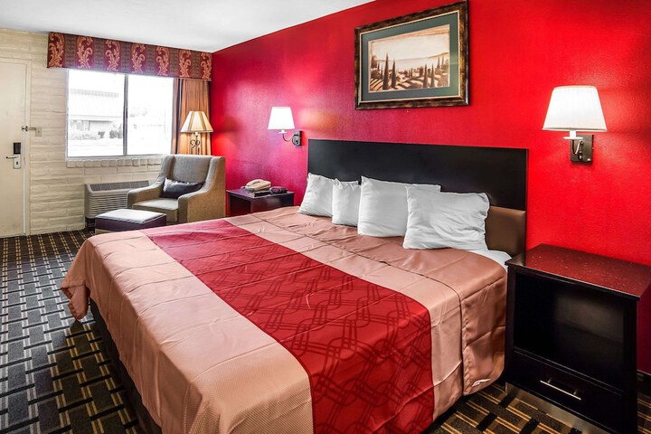 Room 22 of 41