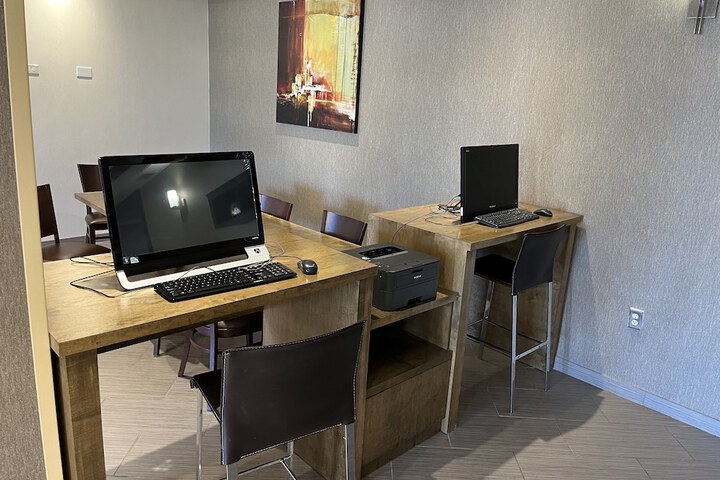 Room 12 of 23