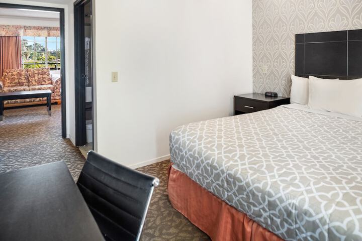 Glendale Hotel
