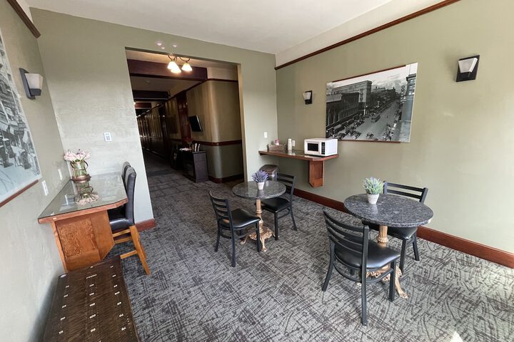 Hotel Interior 11 of 92