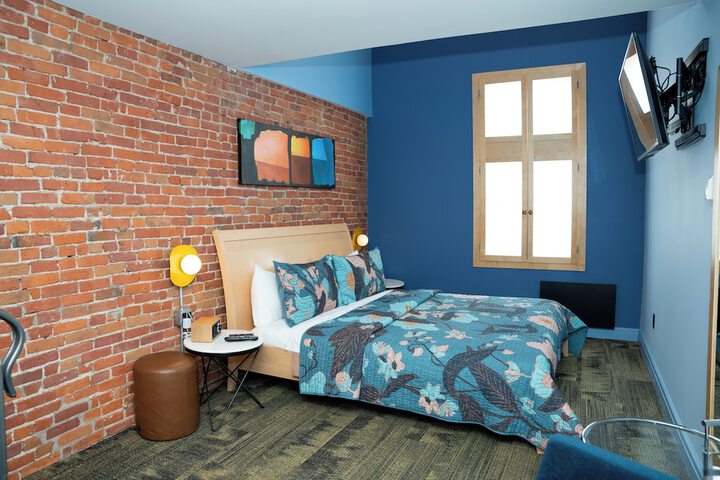 Room 36 of 50