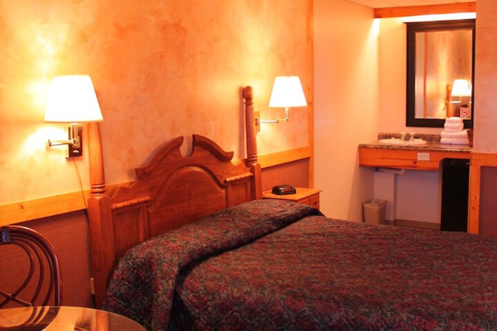 Room 8 of 39