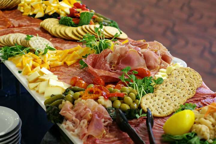 Dining 59 of 72