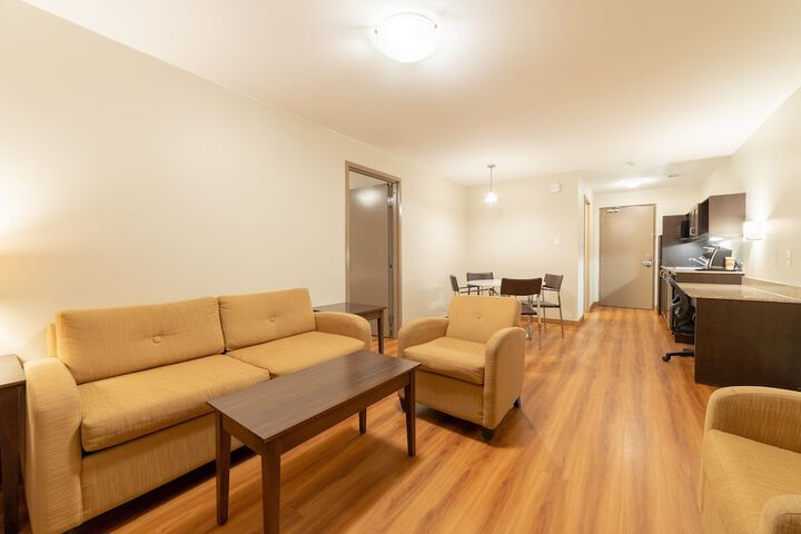 Room 42 of 67