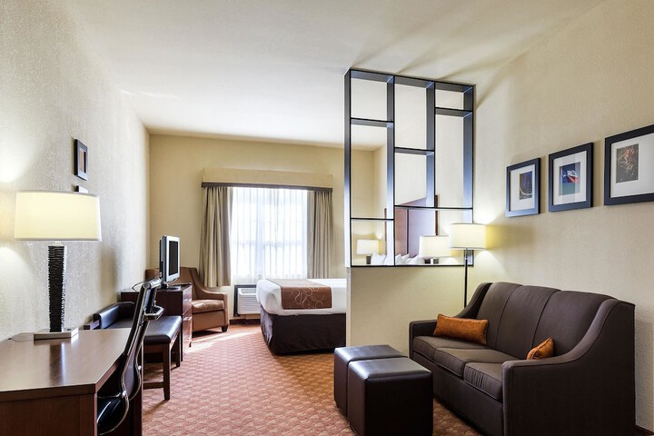 Room 16 of 27