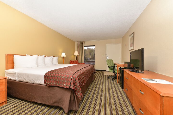 Room 18 of 49
