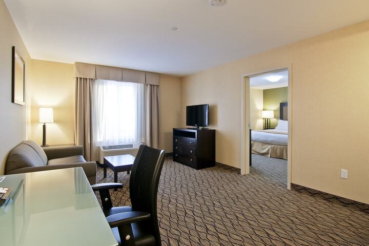 Room 17 of 34