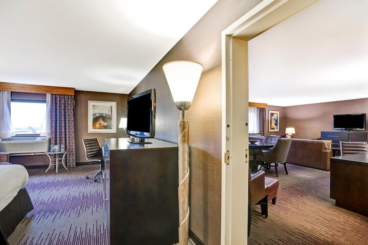 DoubleTree by Hilton Downtown Wilmington - Legal District