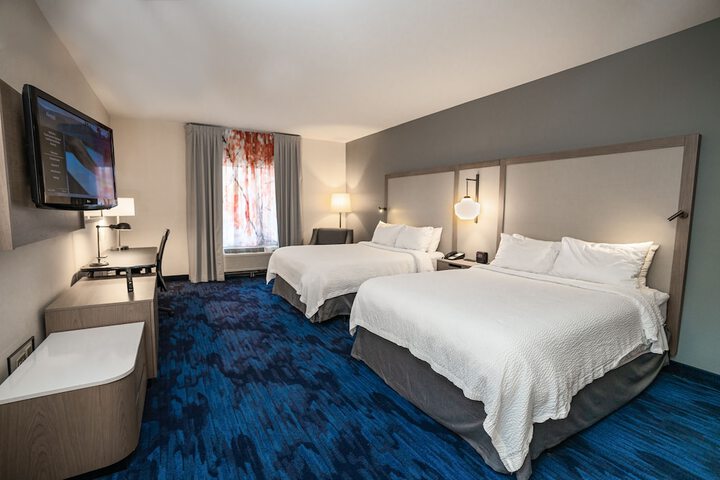 Room 32 of 48