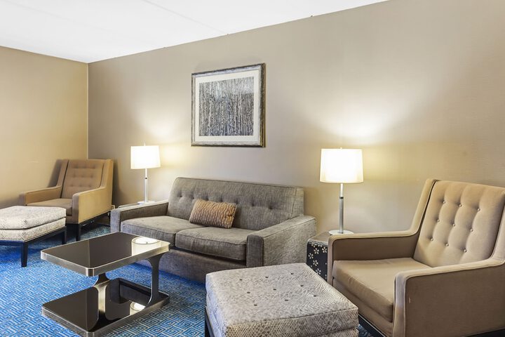 DoubleTree by Hilton Roseville Minneapolis
