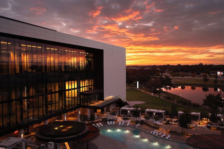 Loews Arlington