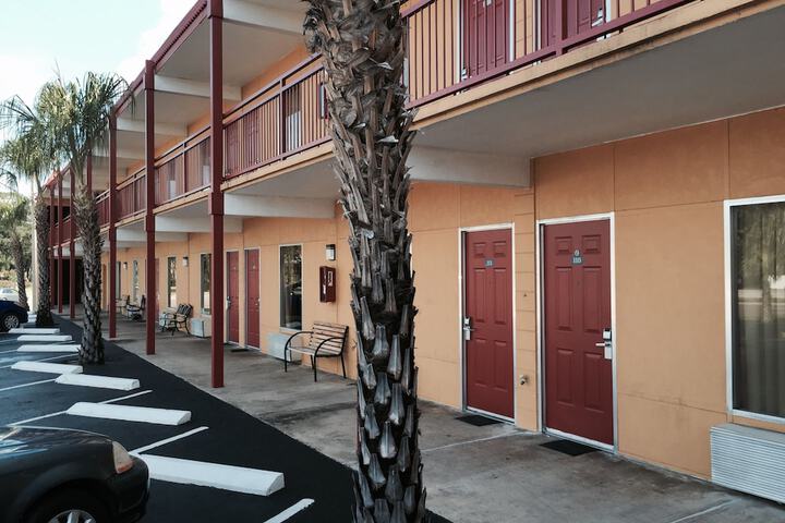 Hotel 4 of 24