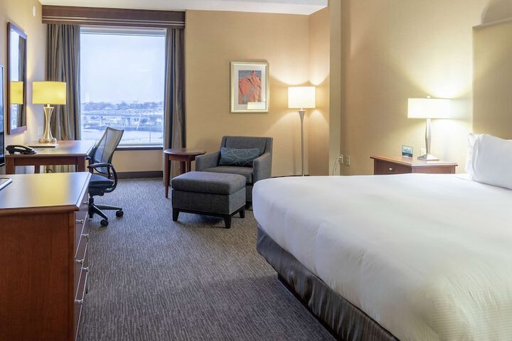 Room 34 of 60