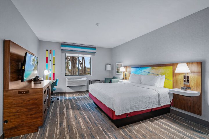 Room 26 of 53