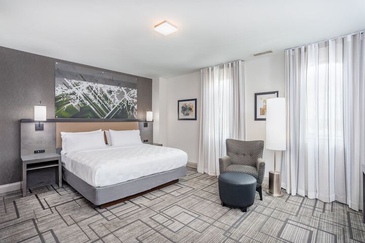 Holiday Inn Lafayette-City Centre by IHG