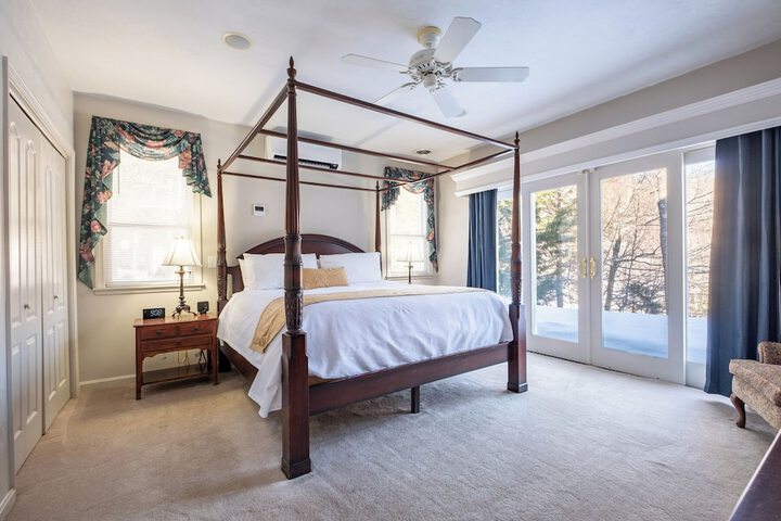 Nordic Village Resort