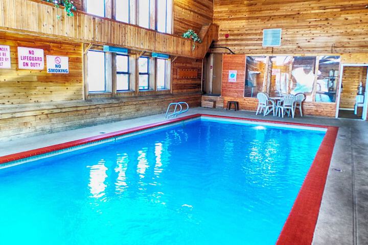 Pool 13 of 61