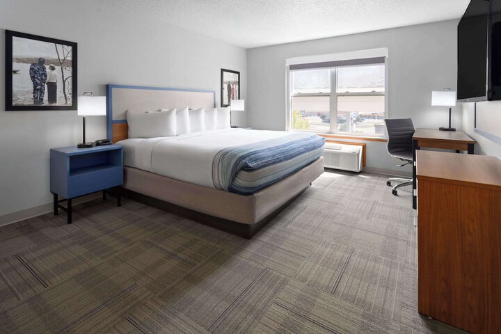 Room 19 of 49