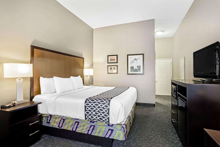 Room 17 of 41