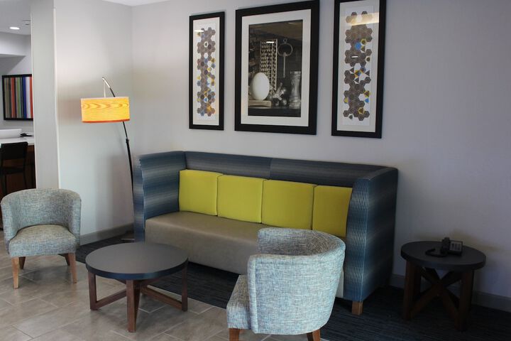 Holiday Inn Express & Suites Enterprise by IHG