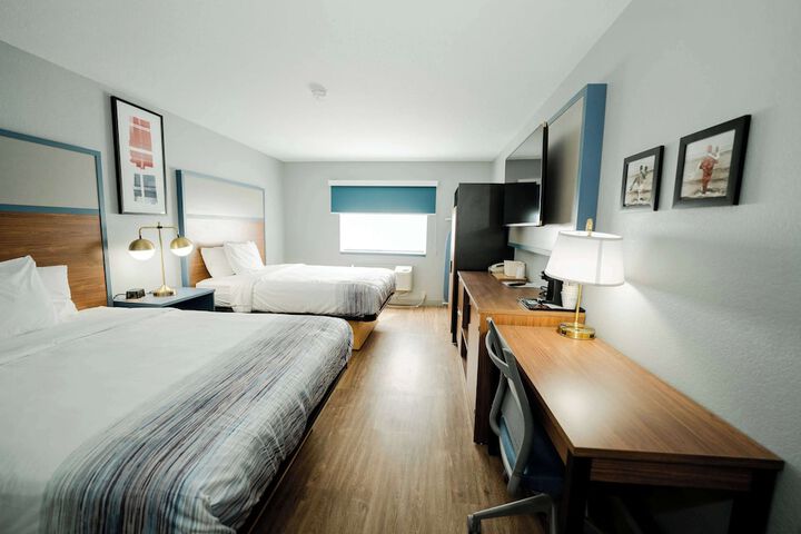 Room 15 of 43