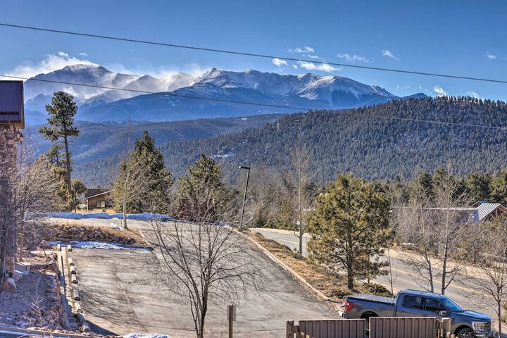 Woodland Park Escape: Licensed Hot Tub, Mtn Views