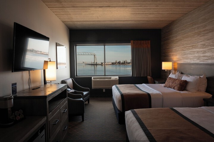 Pier B Resort