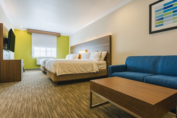 Room 50 of 63