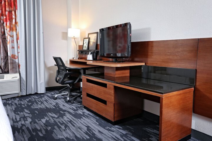 Fairfield Inn & Suites Charleston North / Ashley Phosphate