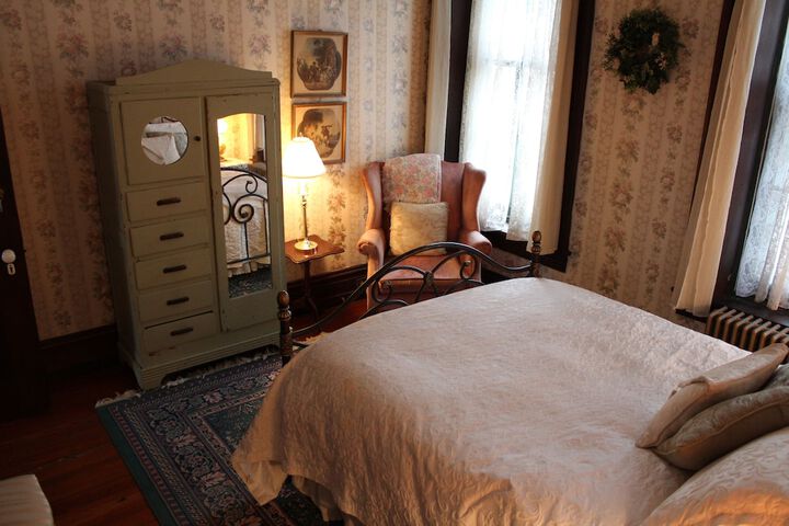 Room 20 of 51