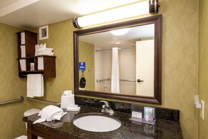 Hampton Inn Winston-Salem Hanes Mall