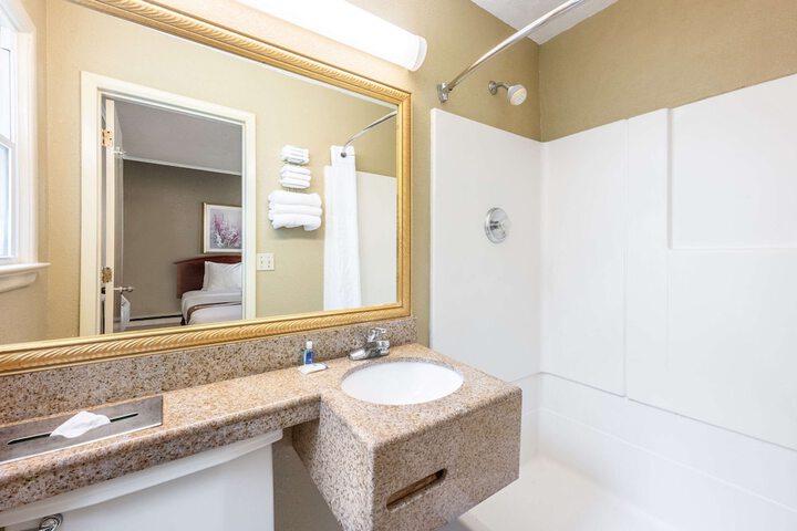Rodeway Inn Poughkeepsie